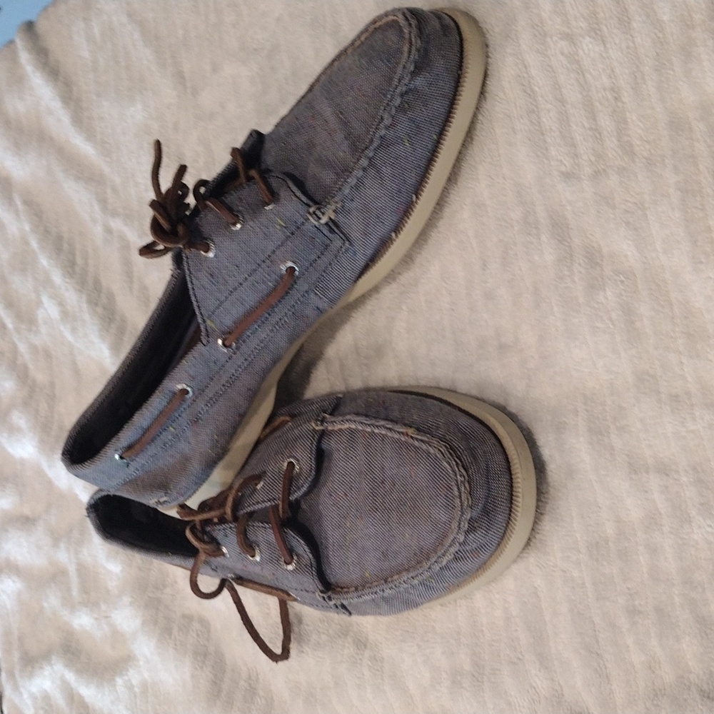 Sperry boat shoes
